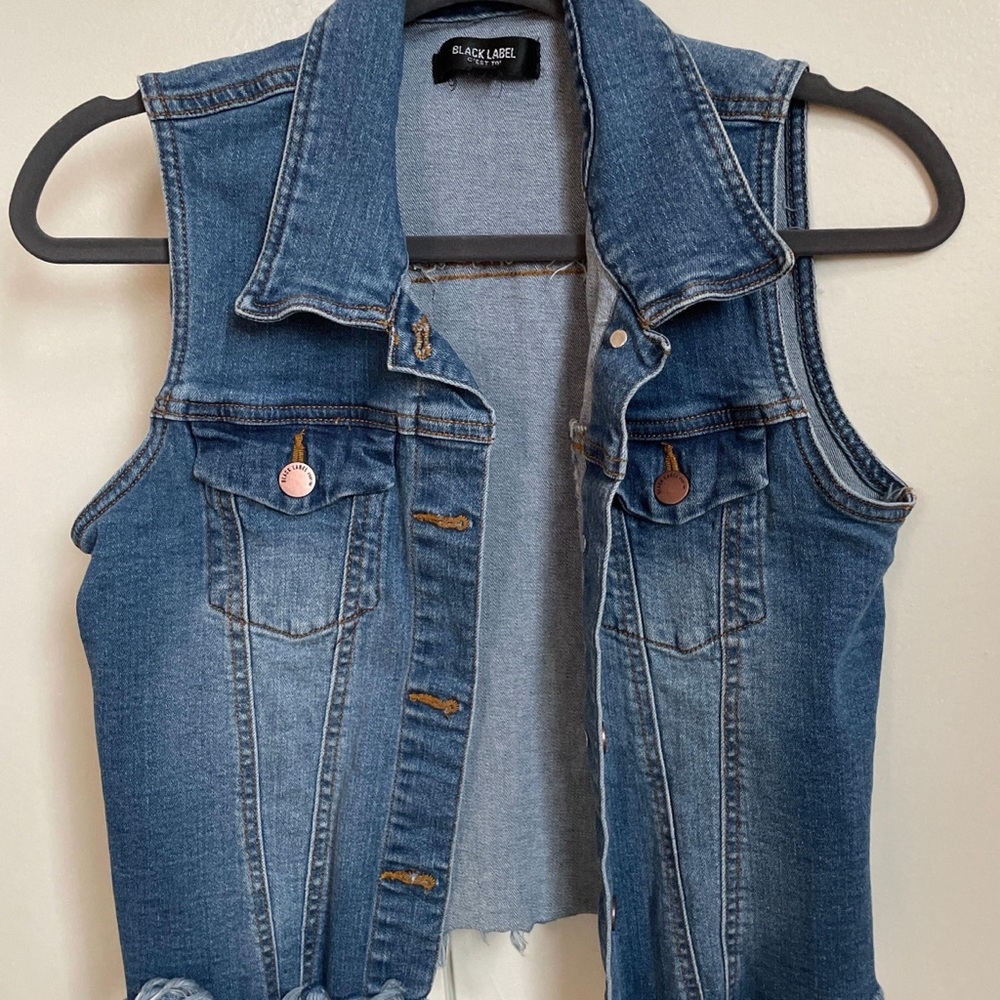 Jean Vest